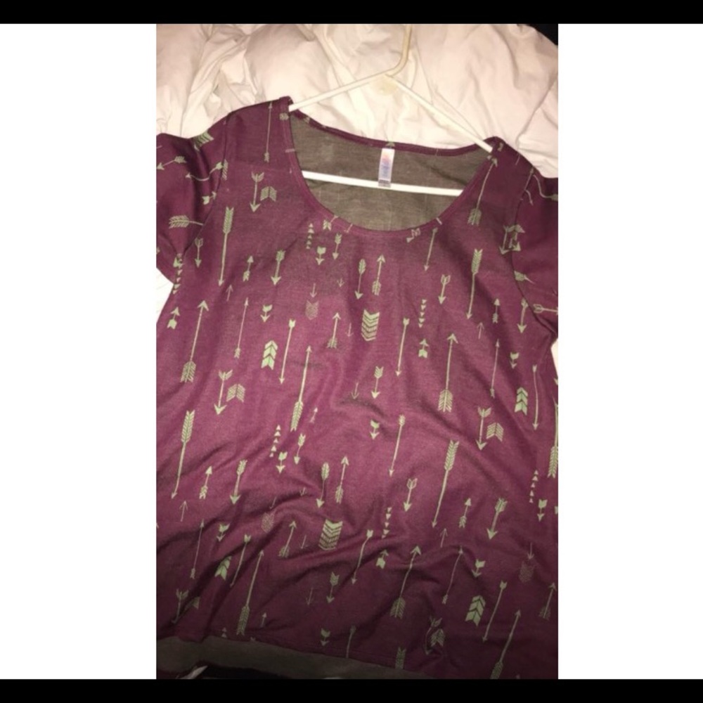 LulaRoe Classic T